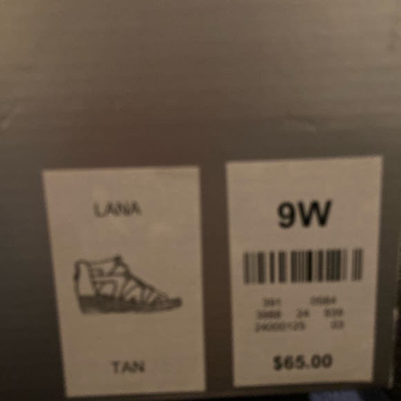 Tan gladiator wedge sandals 9 WIDE WIDTH - Picture 2 of 5